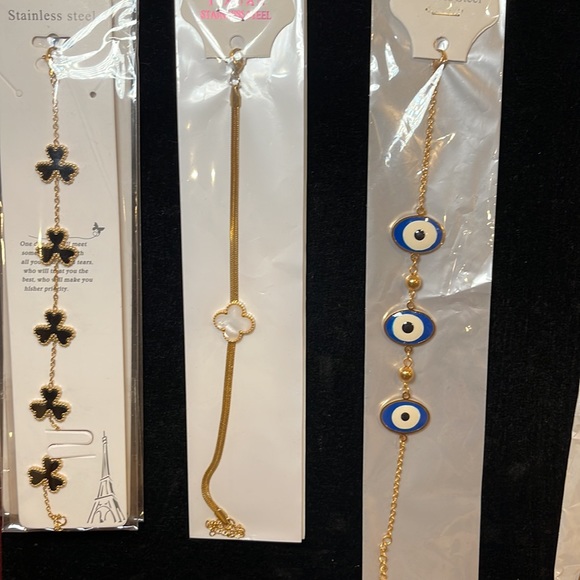 Hand Bracelets - Picture 4 of 4